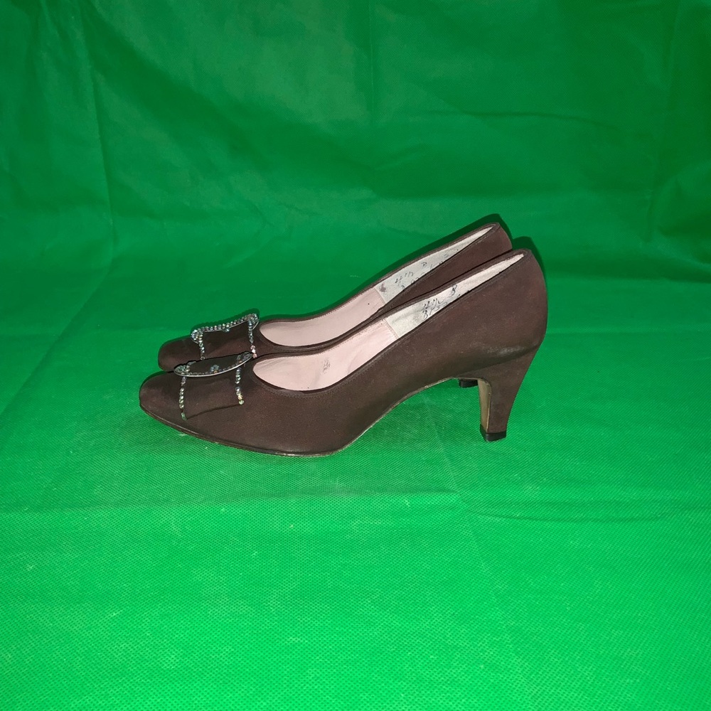 Saks Fifth Avenue Brown Kitten Heels Size 4.5